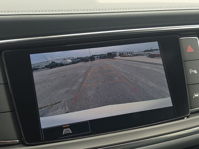 2023 Buick Enclave Essence:C02678