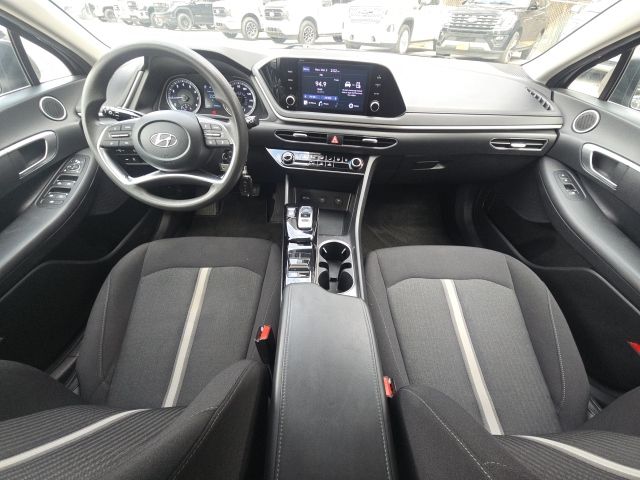 2023 Hyundai Sonata SE:167717A