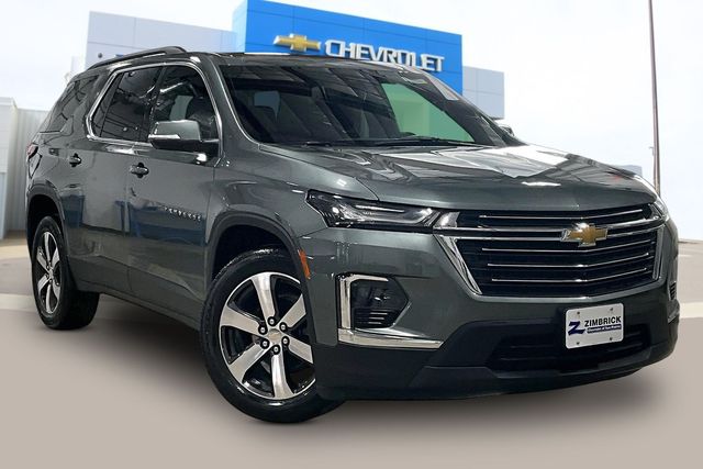 Silver Sage Metallic 2023 Chevrolet Traverse SUV / Crossover Four-Wheel Drive 9-Speed Automatic