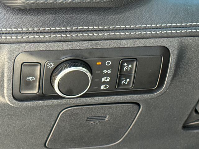 Used 2024 Silver Ford EcoBoost Premium image 21