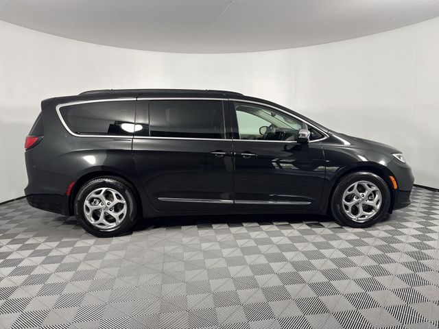 Used 2023 Chrysler Pacifica For Sale in Indianapolis, IN