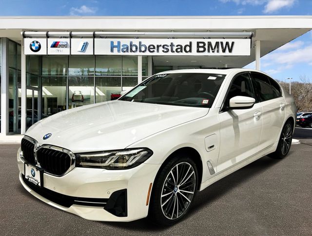 2023 BMW 5 Series 530e iPerformance 1