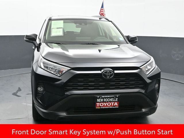 2019 Toyota RAV4 XLE 10