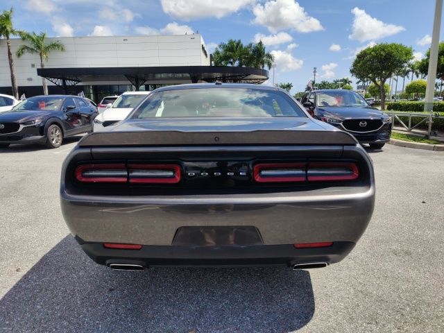 2021 Dodge Challenger SXT 10