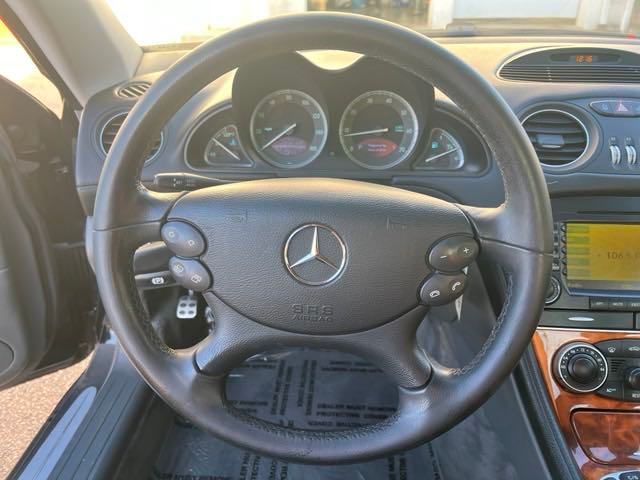 2005 Mercedes-Benz SL-Class SL 500 16