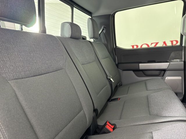 2025 Oxford White Ford F-150 XLT 4X4 Truck