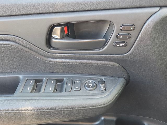 Used 2025  Honda EX-L image 31