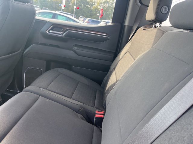 Used 2023 White Chevrolet LT image 28