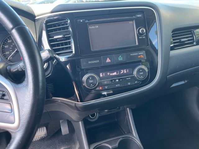 MitsubishiOutlander16