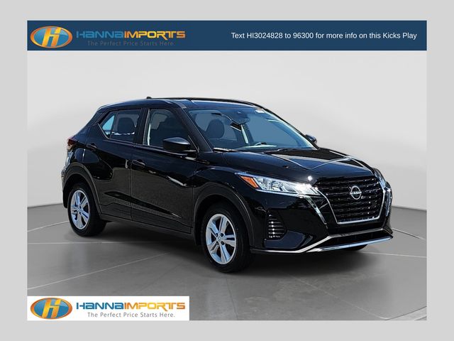 Super Black 2025 Nissan Kicks Play SUV / Crossover Front-Wheel Drive Continuously Variable Transmission