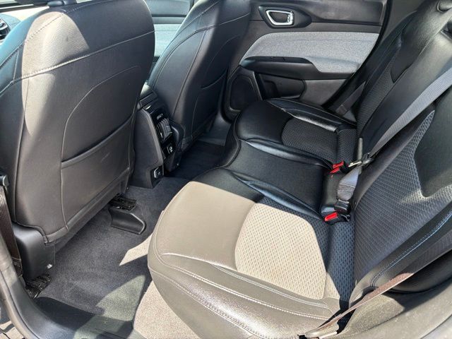 Used 2024 Black Jeep Latitude image 32
