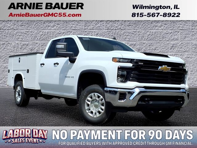 Summit White 2026 Chevrolet Silverado 2500HD Pickup Truck Four-Wheel Drive Automatic