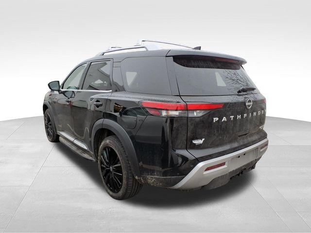 View vehicle photo 5