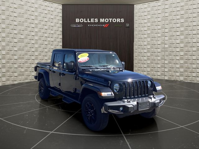 2022 Jeep Gladiator Altitude Crew Cab 4WD