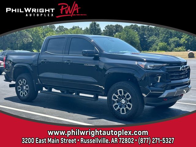 Onyx Black 2016 GMC Canyon Pickup Truck Four-Wheel Drive 6-Speed Automatic