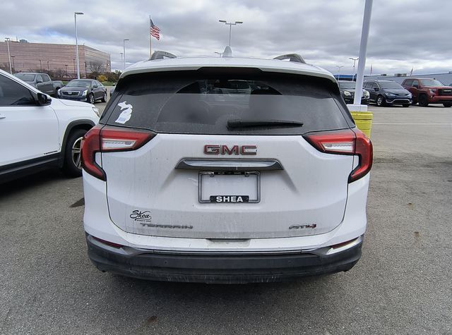 2022 GMC Terrain AT4 7