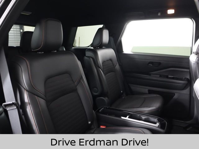 Used 2023 Nissan Pathfinder SUV