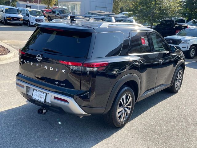 2023 Nissan Pathfinder SL 3