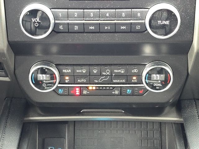 2021 Ford Expedition XLT:168632A