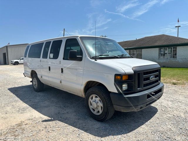 Oxford White Clearcoat 2008 Ford E-Series Van Rear-Wheel Drive 4-Speed Automatic Overdrive