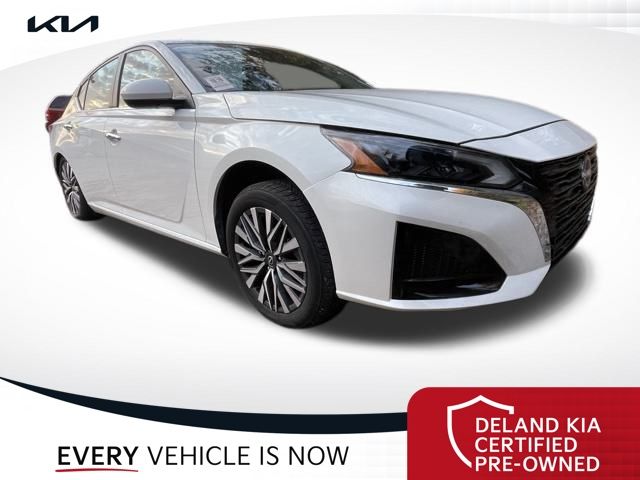 2023 Nissan Altima SV