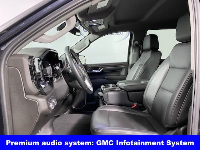 2024 GMC Sierra 1500 SLT photo