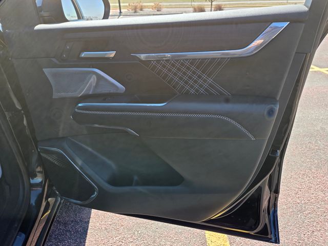 2025 GMC Acadia AWD Denali