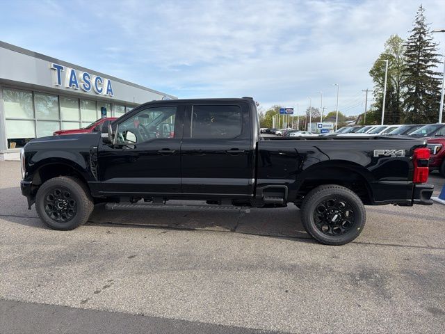 New 2026 Black Ford XLT image 6