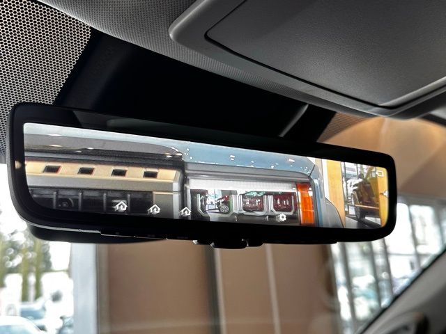 new 2026 Toyota Highlander Hybrid car