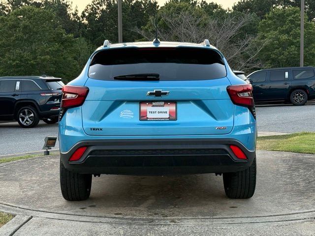 Used 2025 Chevrolet Trax SUV