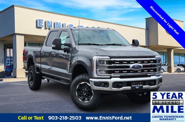 2025 Ford F-250SD Lariat photo