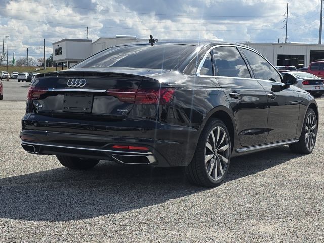 2022 Audi A4 40 Premium Plus:B02144