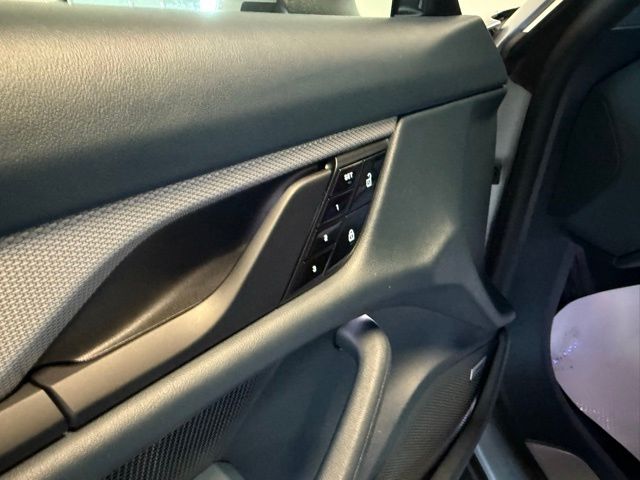 2021 Porsche Taycan 4S photo