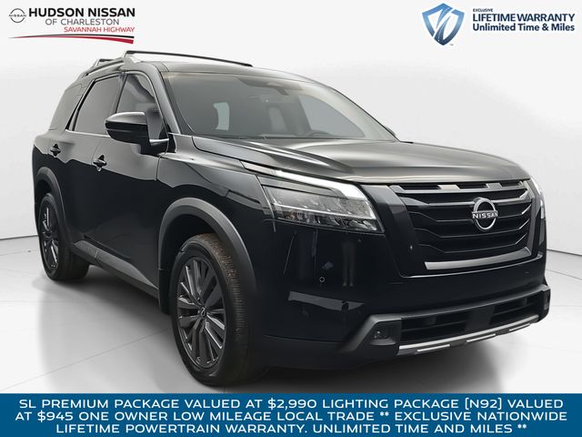 2023 Nissan Pathfinder SL FWD