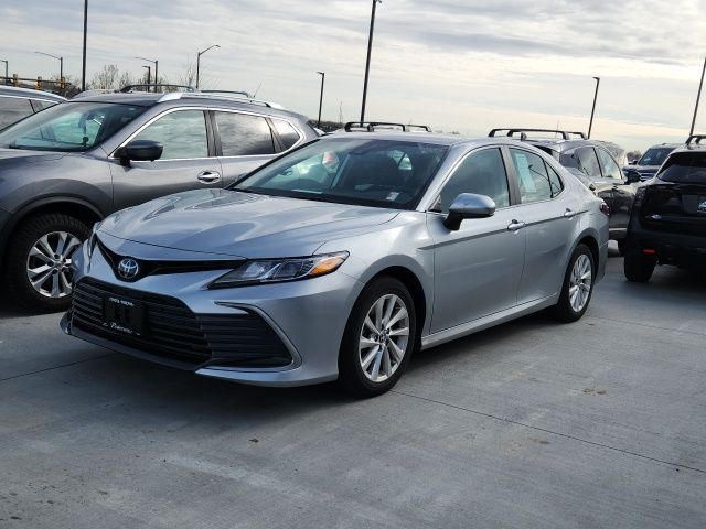 2023 Toyota Camry LE FWD