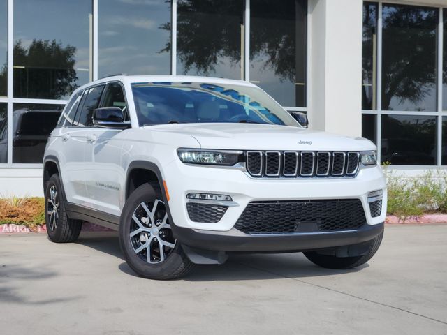 Bright White Clearcoat 2025 Jeep Grand Cherokee SUV / Crossover 4X2 8-Speed Automatic