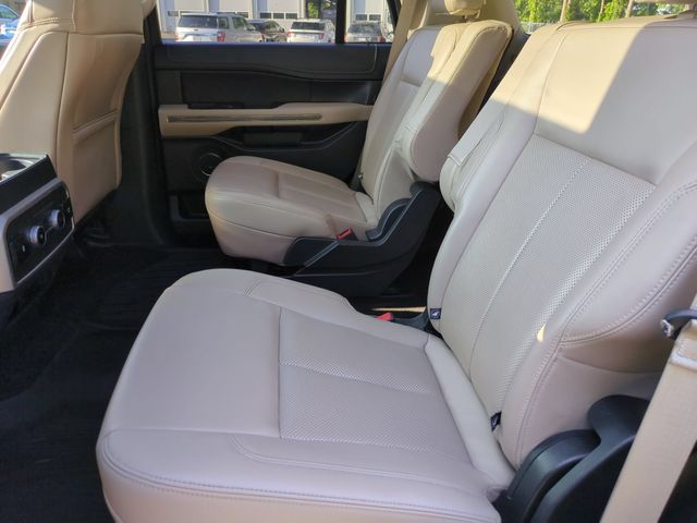 Used 2022 Black Ford XLT image 29