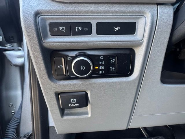 Used 2023 Silver Ford XLT image 22