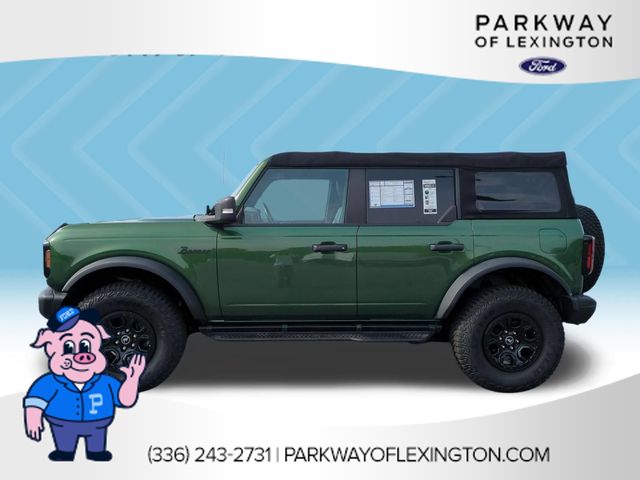 Used 2022 Green Ford Badlands image 2