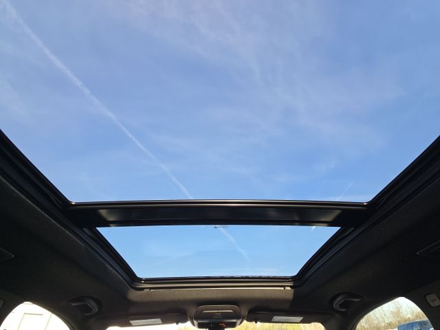 2024 Cadillac XT6 Luxury:C02525