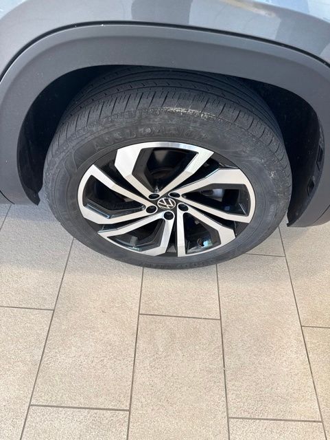 2023 Volkswagen Atlas 2.0T SEL Gray at Sutliff Volkswagen