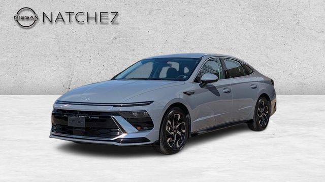 Transmission Blue 2025 Hyundai Sonata Sedan Front-Wheel Drive 8-Speed Automatic