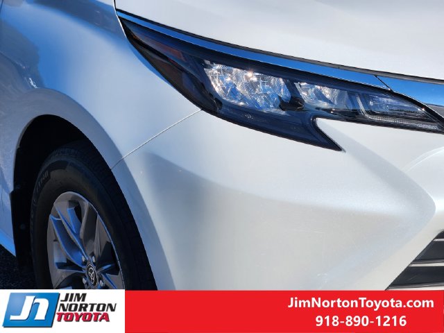 Used 2025 Toyota Sienna Van