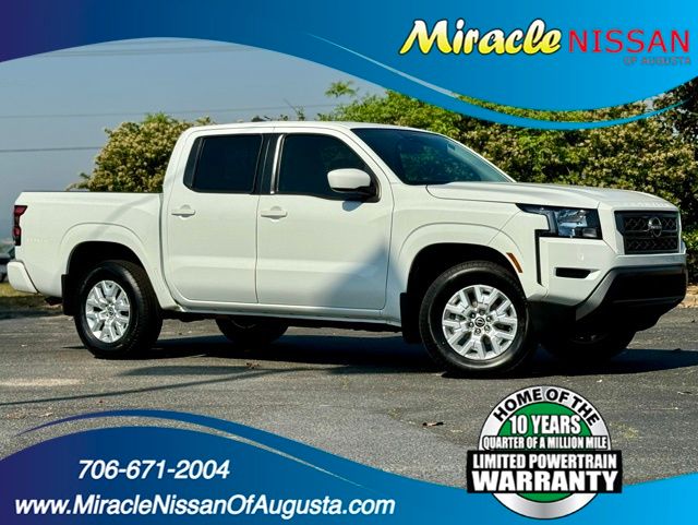 2022 Nissan Frontier SV Crew Cab 4X4 SWB's photo