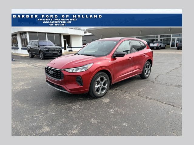 2023 Ford Escape ST-Line AWD