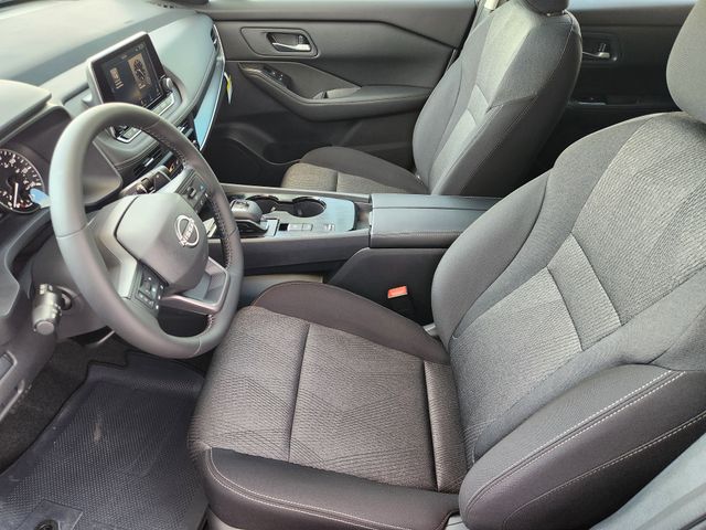 2026 Nissan Rogue SV photo 9