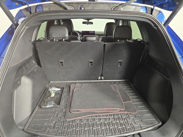 2023 Ford Escape ST-Line photo