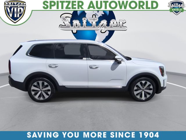 Used 2021 White Kia S image 10