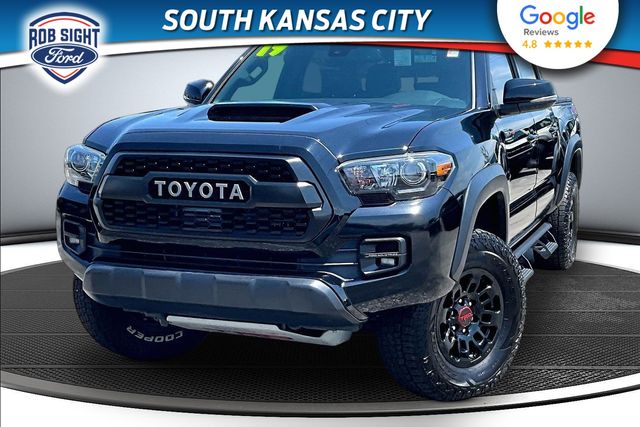 Midnight Black Metallic 2019 Toyota Tacoma Pickup Truck Four-Wheel Drive 6-Speed Automatic