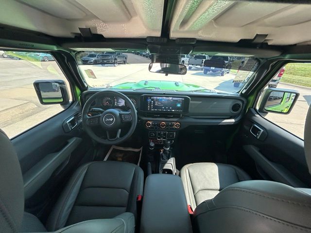 Used 2025 Jeep Gladiator Truck